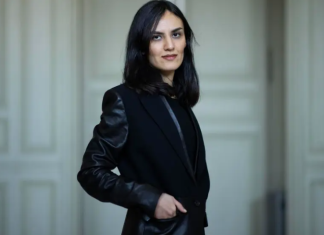 Mitra Hejazipour: kicked off Iran chess team for not wearing veil, now champion of France
