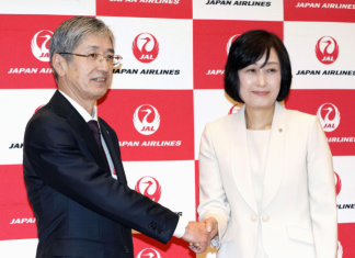 JAL taps ex-flight attendant Tottori as 1st female president
