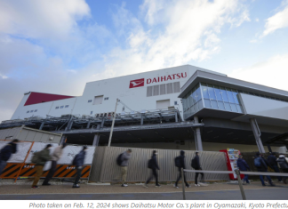 Daihatsu partly resumes domestic output after safety test scandal
