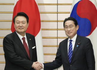 South Korea mulls “future-oriented” statement with Japan for anniversary