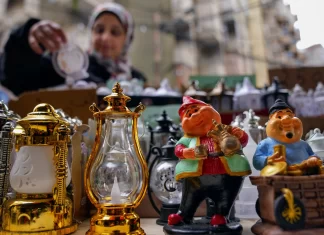 Muslims spot Ramadan crescent moon in Saudi Arabia, meaning month of fasting starts Monday for many