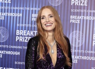 Jessica Chastain flaunts Elie Saab look at Breakthrough awards in Los Angeles