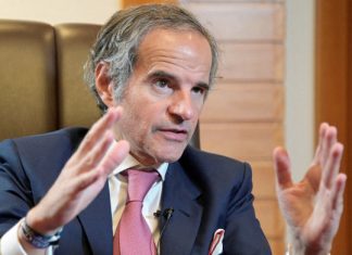 IAEA warns that attacks on a nuclear plant in Russian-controlled Ukraine put the world at risk