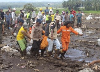 Floods kill 43 in Indonesia’s West Sumatra, 15 missing