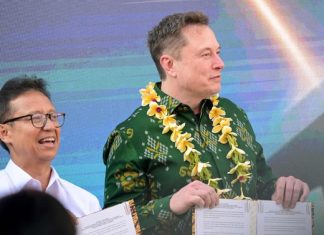 Elon Musk launches Starlink service in Indonesia