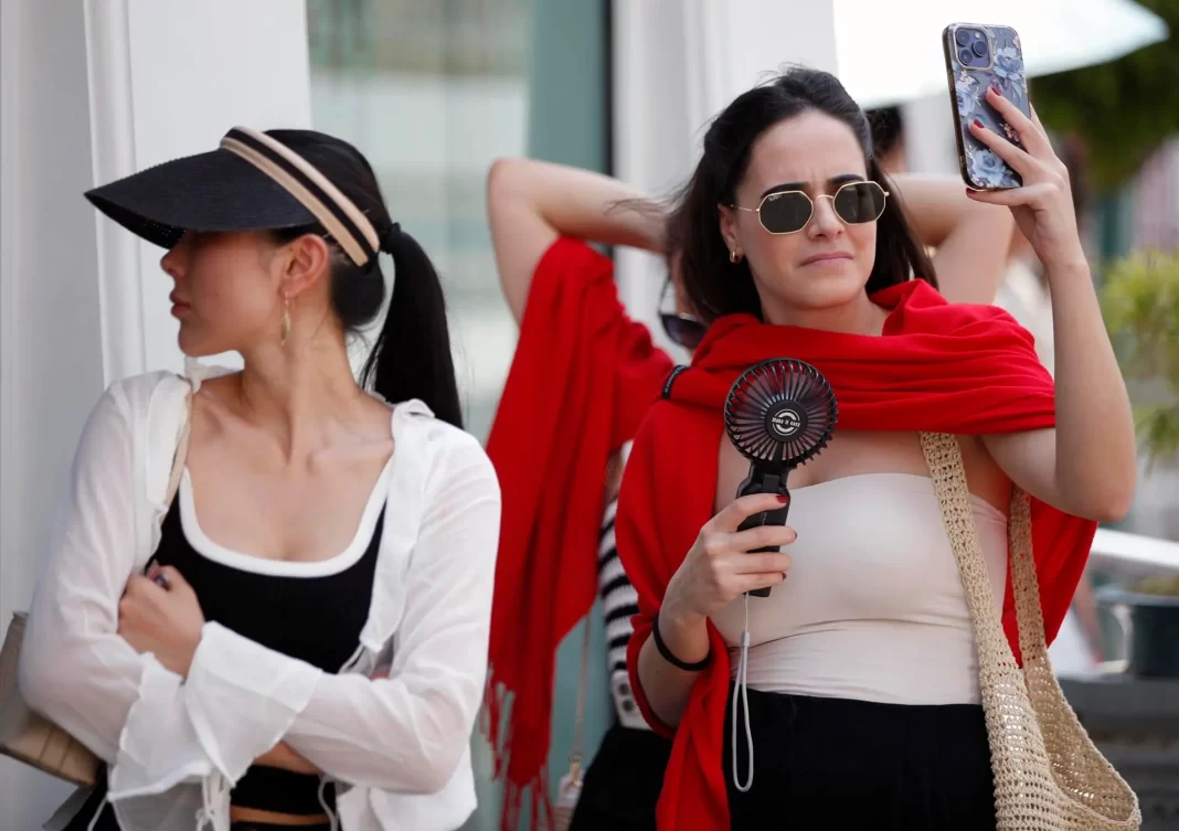 rss-efeb5811a32afd00bb68350655d01f2481b81650a06w