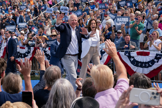 Harris and Walz campaign in Wisconsin