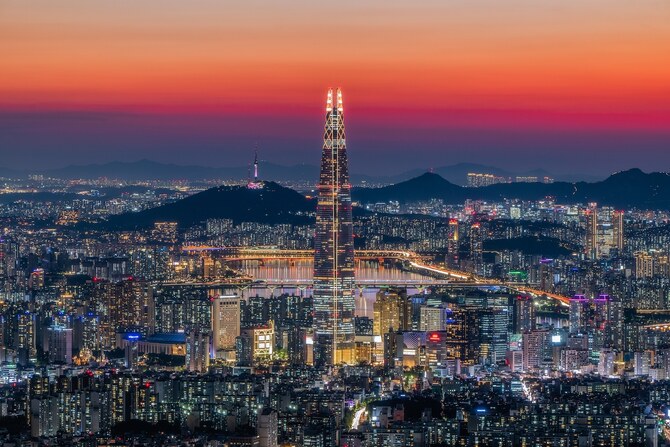 Golden,Sunset,Over,Seoul:,Urban,Nightscape,,Seoul,Korea,,Wallpaper