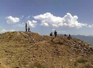 Pakistan army 16 soldiers martyrs in terrorisms attack : intelligence officials