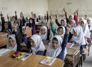 UNICEF calls on the Taliban to lift ban on girls’ education as new school year begins in Afghanistan