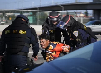 Los Angeles-area mayors demand that Trump administration stop stepped-up immigration raids