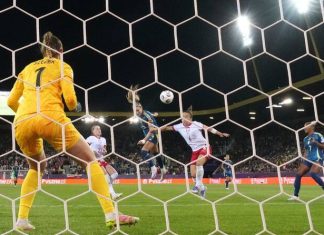 Sweden reach Euro 2025 knockouts with 3-0 win over Poland