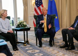 US and EU strike deal with 15 percent tariff to avert trade war