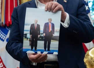 With no Ukraine peace deal, Trump again threatens Russia sanctions