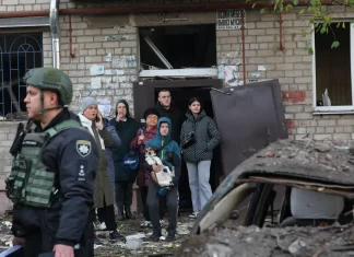 Russia blasts Ukraine’s power grid again, causing outages across the country and killing 2