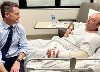 Jewish donors help raise $1.3M for the Muslim man who disarmed a Bondi Beach attacker