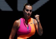 Top-ranked Aryna Sabalenka powers her way into the quarterfinals at the Australian Open