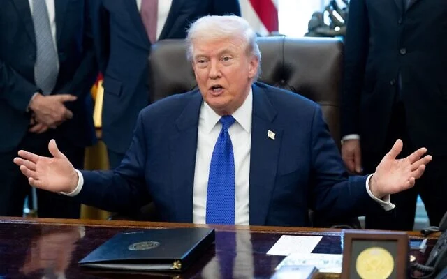 AFP__20260202__94VW633__v1__HighRes__UsPoliticsTrump-1-640x400