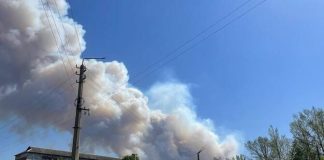 Ukraine Accuses Russia of Continued Attacks Despite Ceasefire Agreement
