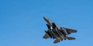 US Launches New Strikes in Southern Iran as High-Stakes Nuclear Talks Continue in Doha