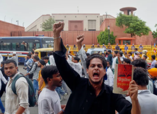 Mass Youth Protests Rock New Delhi as Demonstrators Demand Education Minister’s Resignation