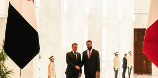 Explosions Near Macron’s Hotel Cast Shadow Over Historic Visit to Syria