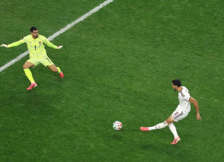 Spain Edge Portugal to Reach FIFA World Cup Quarterfinals After Dramatic Late Winner