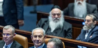 Netanyahu hits new lows in his battle for survival; there will be a great deal of damage for better leaders to undo