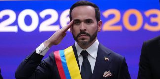 Abelardo de la Espriella Sworn In as President of Colombia