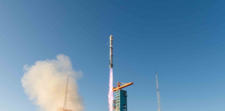 China Achieves Historic Land-Based Recovery of Reusable Rocket Zhuque-3