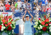 Swiatek Claims First WTA Title of 2026 with Dominant Toronto Victory