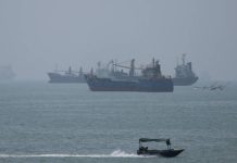 Iran Rejects US Claims That Strait of Hormuz Is Open, Citing Continued Restrictions