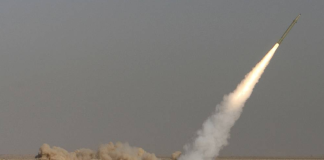 IRGC Claims Missile Strikes on US Aircraft Carrier, Destroyer