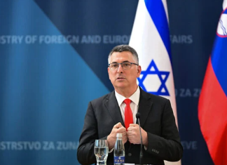 Israel revoking credentials of Dutch diplomats to Ramallah after settlement ban takes effect