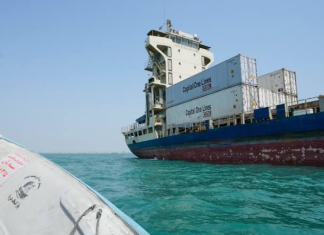 Shipping Through Strait of Hormuz Falls to Lowest Level Since May Amid Rising Maritime Tensions