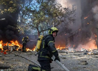Russian Drone Strikes Kill Civilians in Kyiv and Dnipro as Attacks Intensify